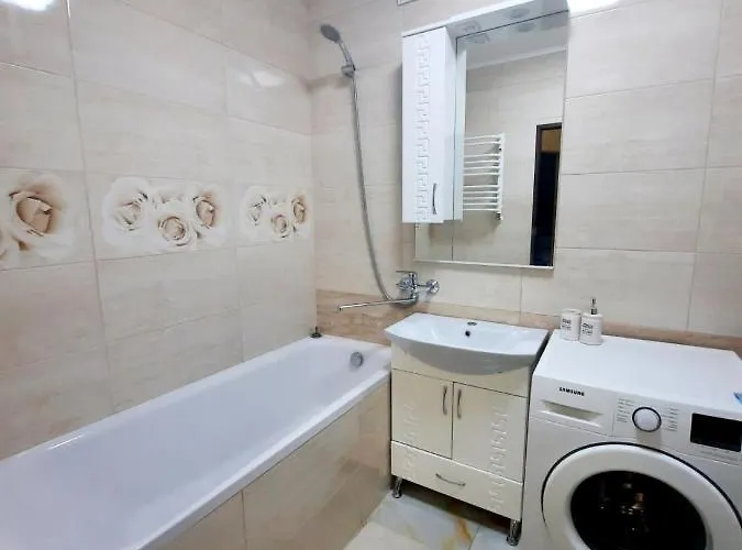 Sun Hall Apartment *